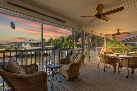 16368 Estuary Ct, Bokeelia, FL 33922