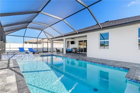 2704 SW 15th Ave, Cape Coral, FL 33914
