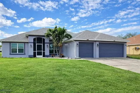 1426 NE 5th Pl, Cape Coral, FL 33909