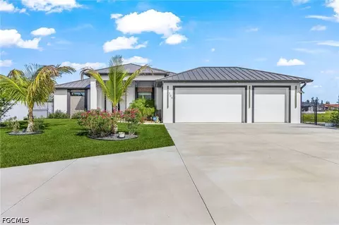 509 NE 5th Ter, Cape Coral, FL 33909