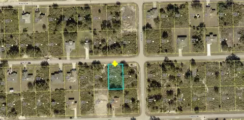 2803 74th St W, Lehigh Acres, FL 33971