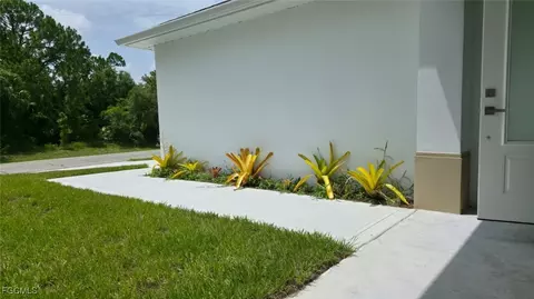 5005 Eifel Ln, Labelle, FL 33935 photo 3