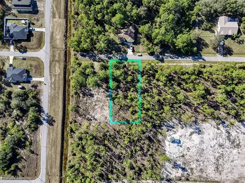 1202 Hamilton Ave, Lehigh Acres, FL 33972