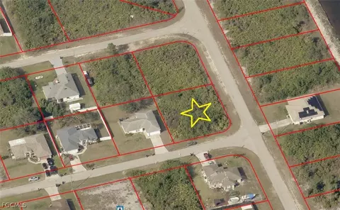 155 Pearson St, Lehigh Acres, FL 33974