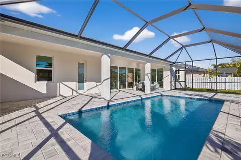 3015 SW 10th Ave, Cape Coral, FL 33914