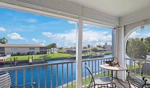4541 SE 5th Pl #207, Cape Coral, FL 33904