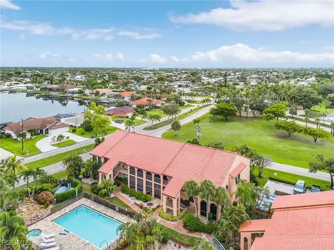 5510 SW 4th Pl #404, Cape Coral, FL 33914