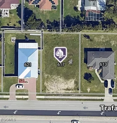 617 SW Trafalgar Pkwy, Cape Coral, FL 33991