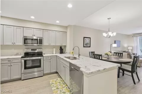 9100 Southmont Cv #102, Fort Myers, FL 33908