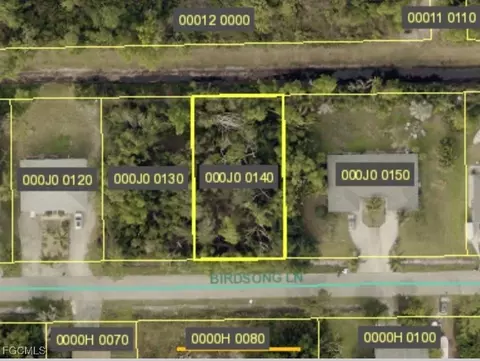 5500 Birdsong Ln, Bokeelia, FL 33922