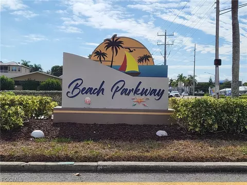 1914 SE 40th Ter #106, Cape Coral, FL 33904