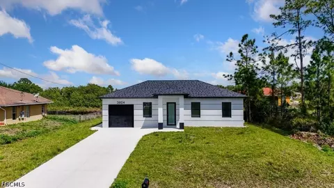 3804 8th St SW, Lehigh Acres, FL 33976