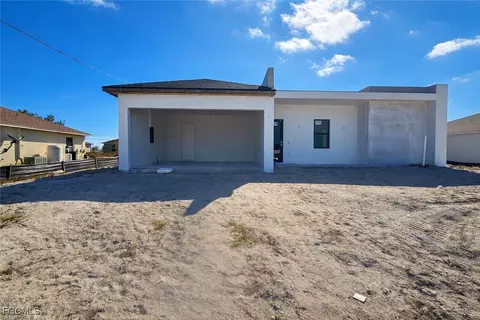 1900 NW 18th St, Cape Coral, FL 33993