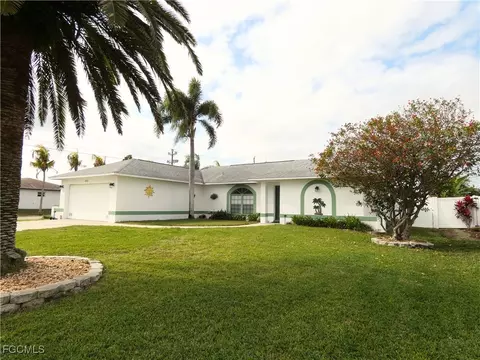 3930 SW 1st Ave, Cape Coral, FL 33914