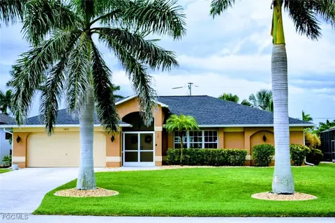 1823 SW 39th St, Cape Coral, FL 33914