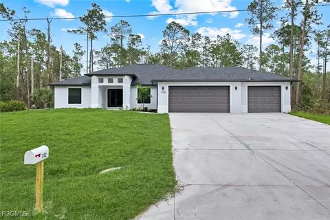 1213 Magnolia Ave, Lehigh Acres, FL 33972