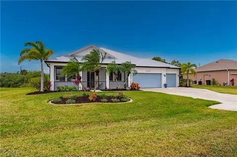 12741 SW Pembroke Cir S, Lake Suzy, FL 34269