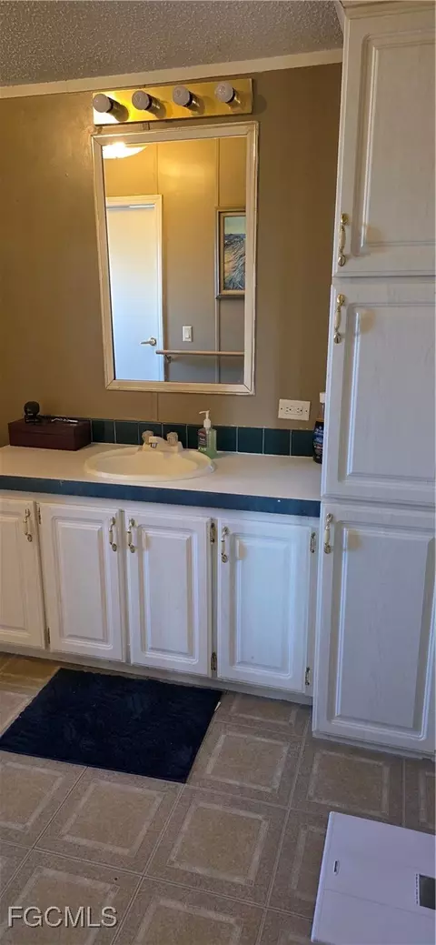 1627 Sunset Trl, Labelle, FL 33935 photo 10