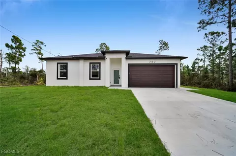 727 Santa Lucia Ave S, Lehigh Acres, FL 33974