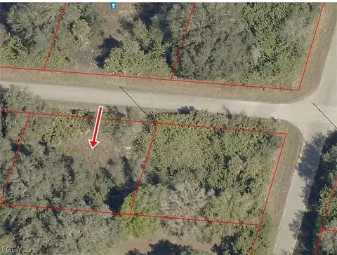 3004 E 19th St, Lehigh Acres, FL 33972