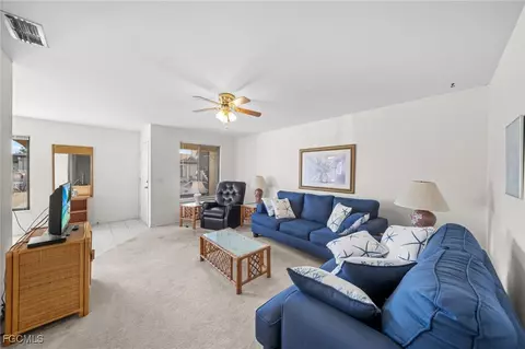 1004 SE 8th St #107, Cape Coral, FL 33990