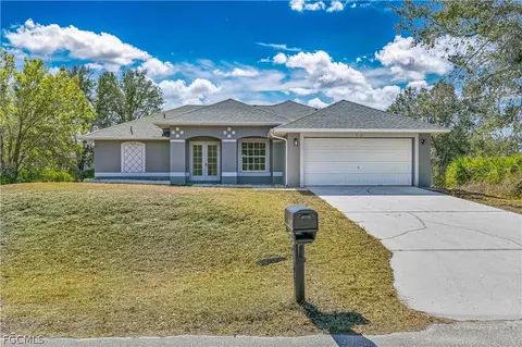 2605 63rd St W, Lehigh Acres, FL 33971