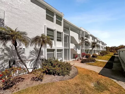 5959 Winkler Rd #307, Fort Myers, FL 33919