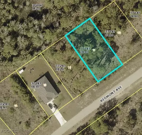 1907 Redmont Ave, Lehigh Acres, FL 33972
