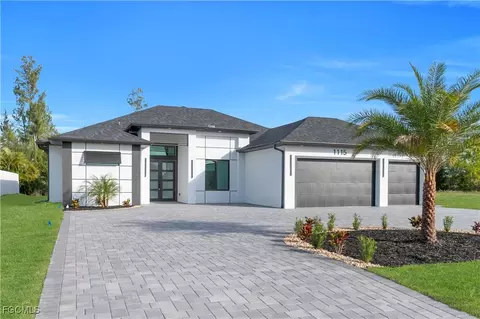1115 SW 20th Ave, Cape Coral, FL 33991