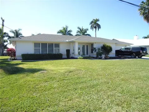 2012 SE 47th St, Cape Coral, FL 33904