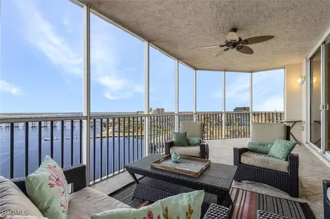 2090 W First St #1606, Fort Myers, FL 33901