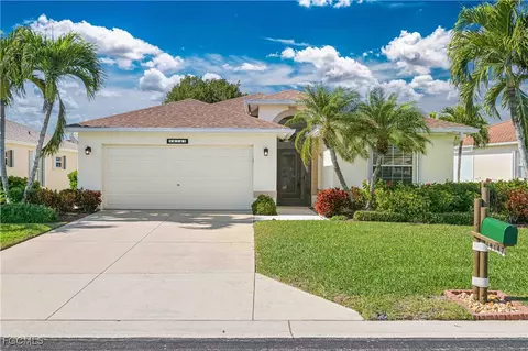 14147 Plum Island Dr, Fort Myers, FL 33919