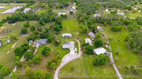 8150 Dosonte Ln, North Fort Myers, FL 33917