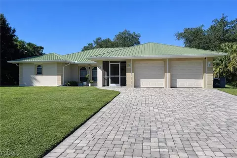 415 Jackson Ave, Lehigh Acres, FL 33972