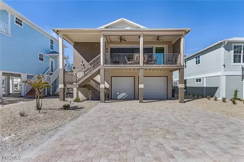 109 Gulfview Ave, Fort Myers Beach, FL 33931