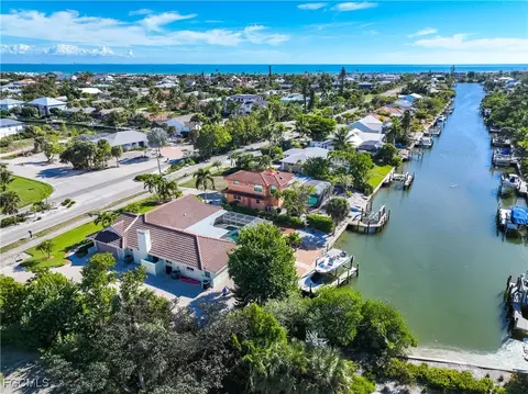 1019 Lindgren Blvd, Sanibel, FL 33957