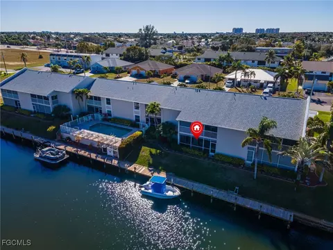 1427 SW 47th Ter #102, Cape Coral, FL 33914