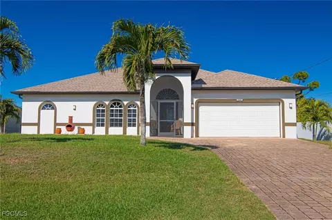 1845 NW 15th St, Cape Coral, FL 33993