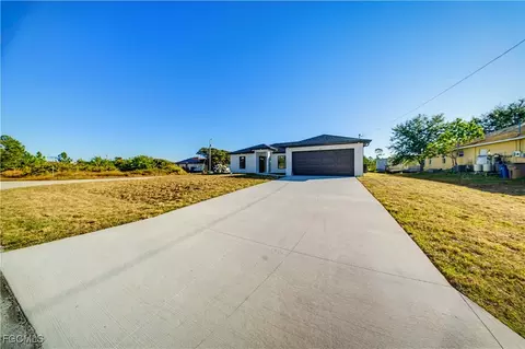 809 Anaconda Ave S, Lehigh Acres, FL 33974