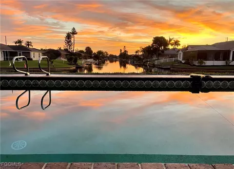 511 SE 18th Ave, Cape Coral, FL 33990