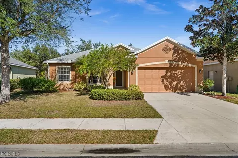 2868 Suncoast Lakes Blvd, Punta Gorda, FL 33980