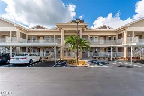 15250 Riverbend Blvd #101, North Fort Myers, FL 33917