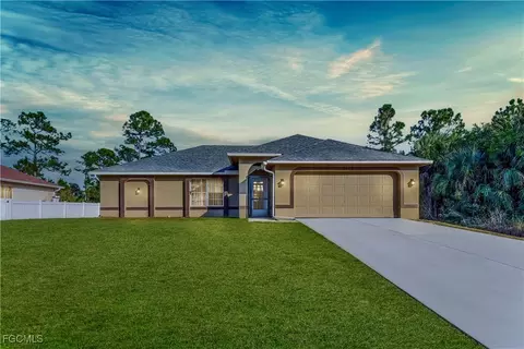 6002 Terry Ave N, Lehigh Acres, FL 33971