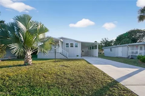 516 Menton Ln, Naples, FL 34112