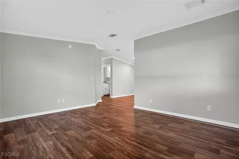 516 Menton Ln, Naples, FL 34112 photo 6