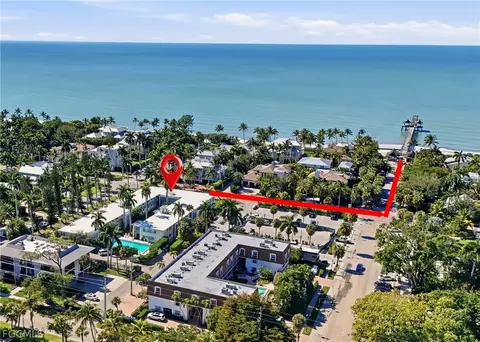 1295 Gulf Shore Blvd S #134, Naples, FL 34102
