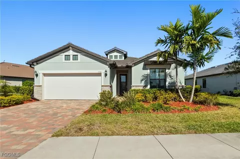 17126 Oakstead Dr, Alva, FL 33920