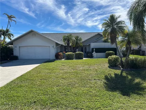 1224 SW 54th Ln, Cape Coral, FL 33914
