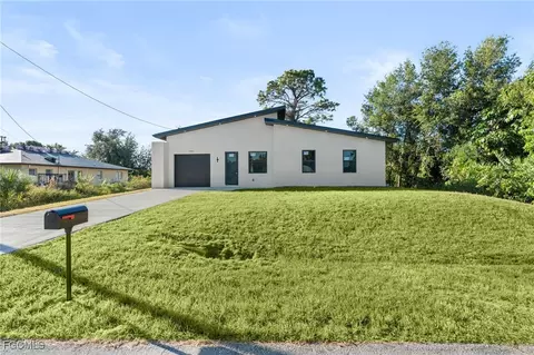 2603 3rd St SW, Lehigh Acres, FL 33976