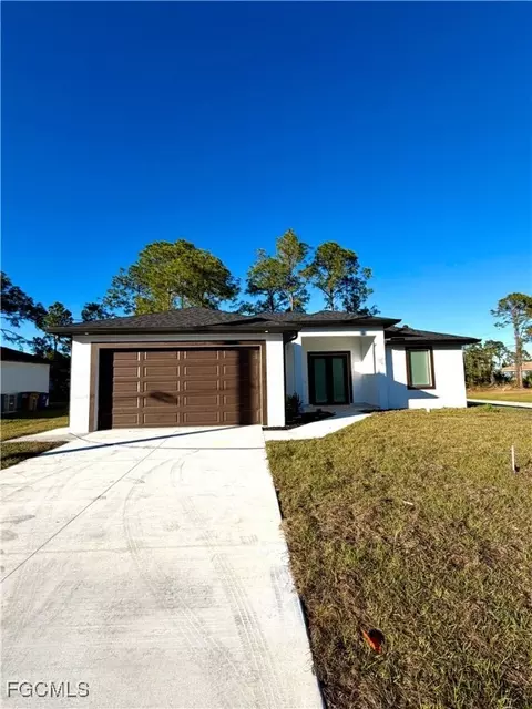 3155 Sunshine Blvd, Lehigh Acres, FL 33971
